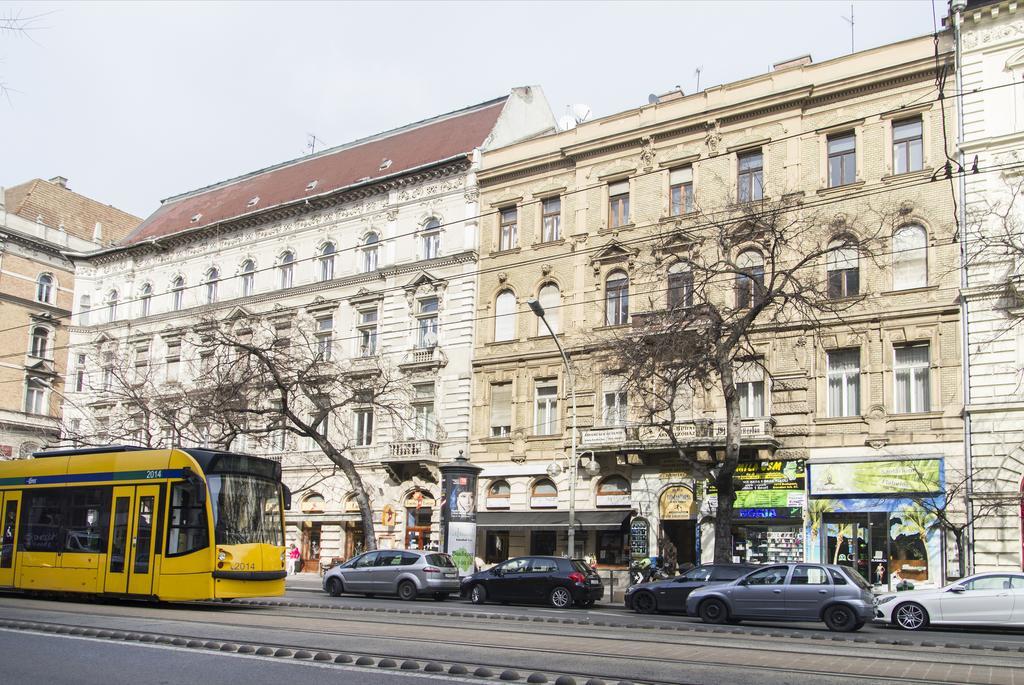 Authentic Grand Boulevard Budapeste Exterior foto
